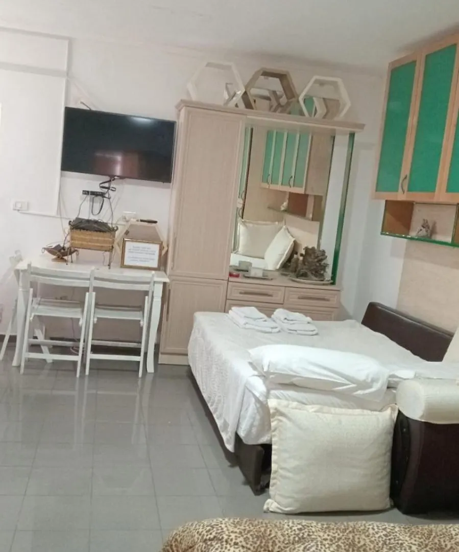Guest Room Tirana Center Affittacamere